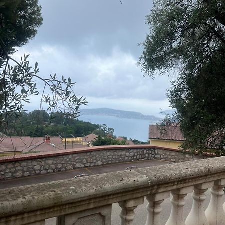 Bas De Villa Vue Mer Eze Village Extérieur photo